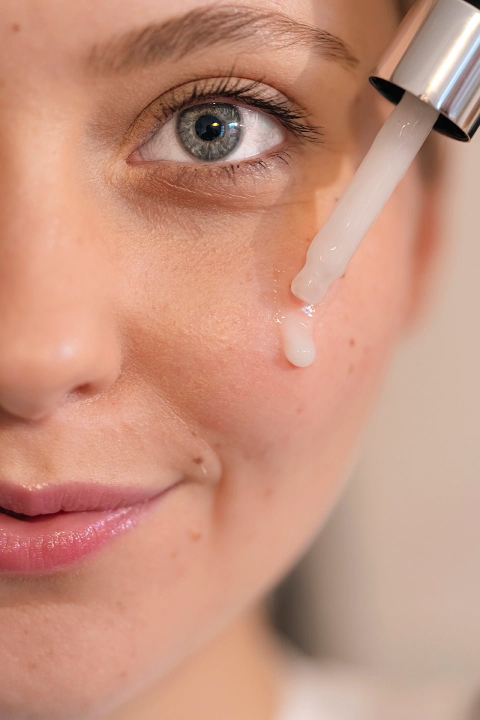 QBY Novoretin Cilt Nemlendirici Serum